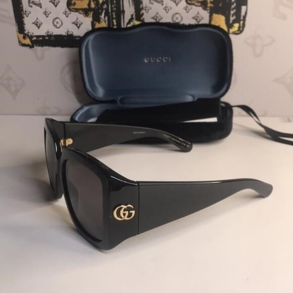 New Authentic Gucci Black Oversized Sunglasses GG1402s 001 - Picture 8 of 12